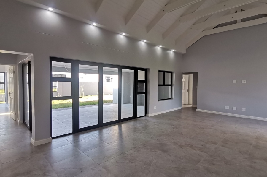 4 Bedroom Property for Sale in Paarl South Western Cape